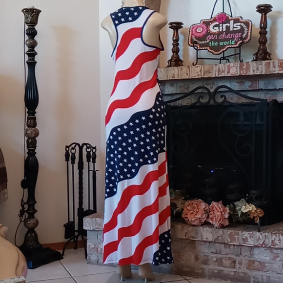 TRUE ROCK Dresss - Picture 4 of 7